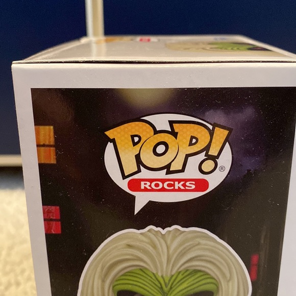 Iron Maiden Killers Eddie Limited Edition 5,000 Piece Glow in the Dark Funko Pop - Picture 5 of 10